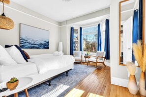 Strykejern/-brett, reiseseng for barn, wi-fi og sengetøy