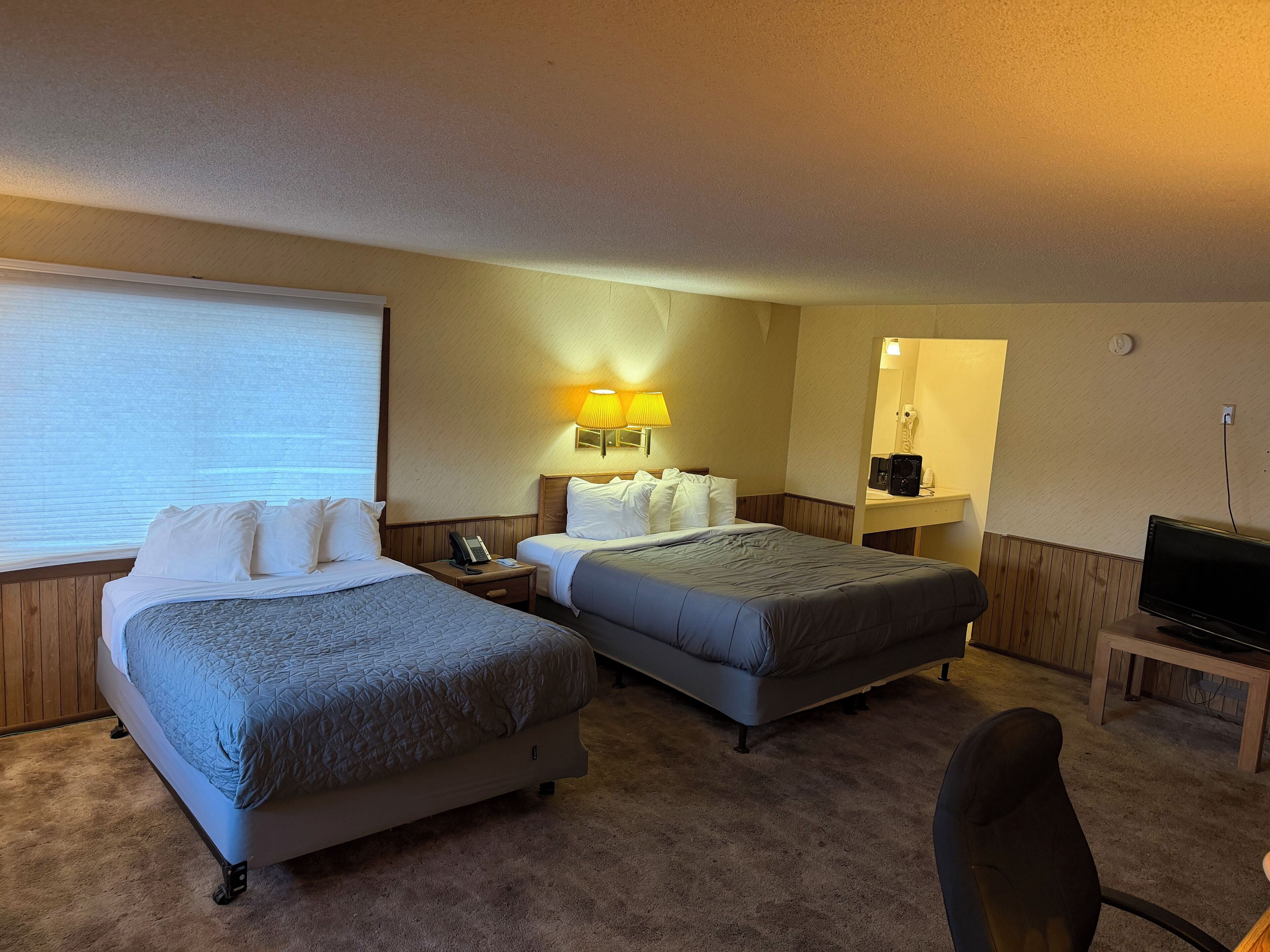 Doppelzimmer | Bügeleisen/Bügelbrett, kostenloses WLAN