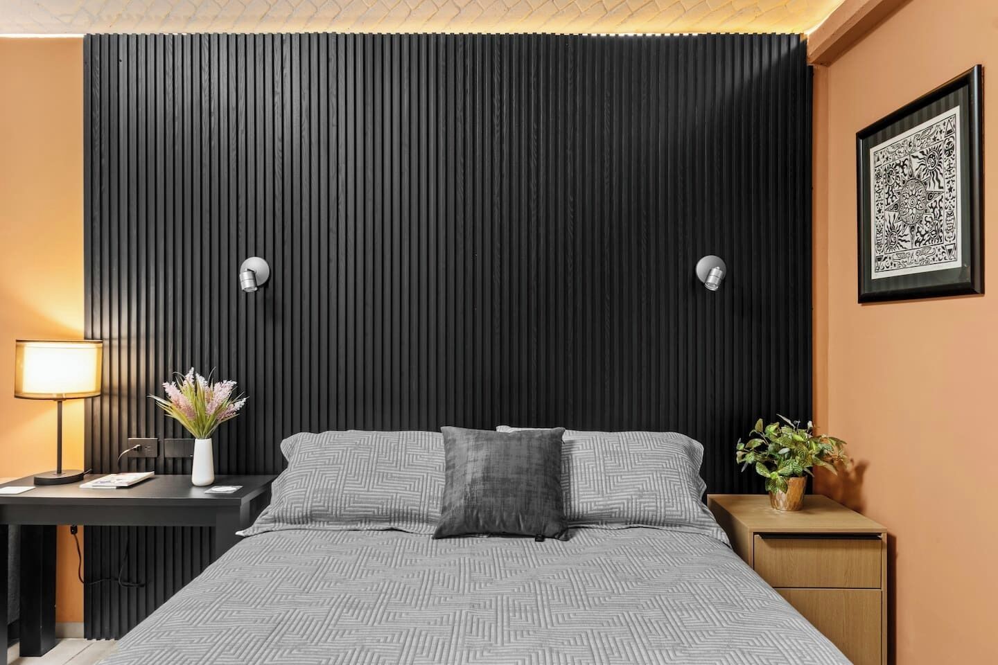 Una scrivania, ferro/asse da stiro, Wi-Fi, lenzuola