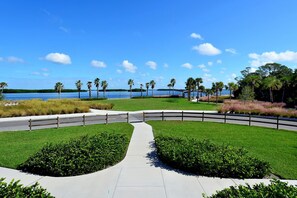 Property grounds - Tennis Beach Resort - Club Longboat (Longboat Key)