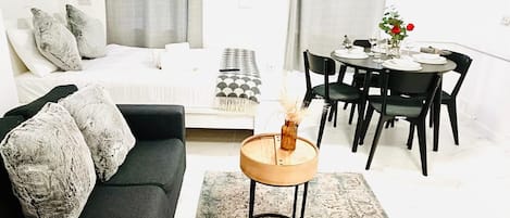 アイロン / アイロン台、WiFi、ベッドシーツ