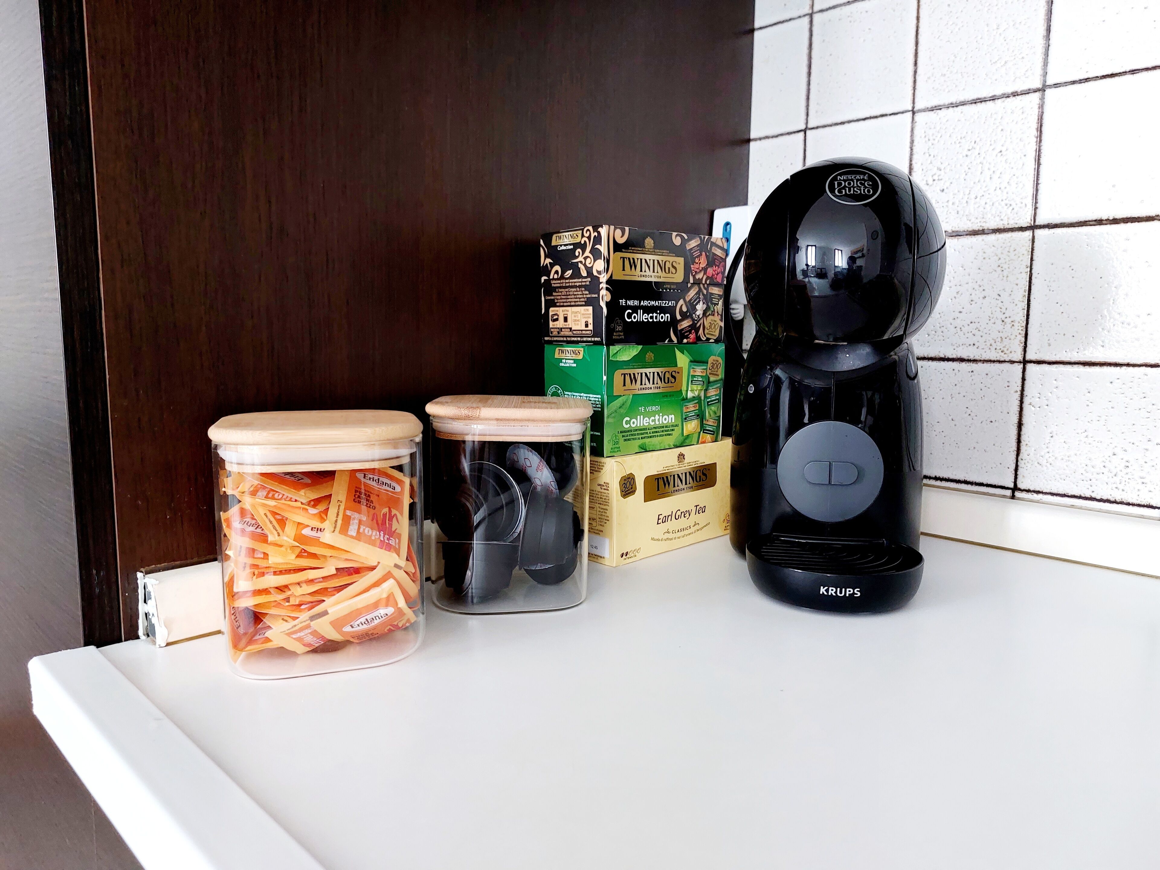 Kaffee und/oder Kaffeemaschine