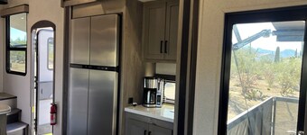 Nice 1-bedroom recreational vehicle with AC in Tucson