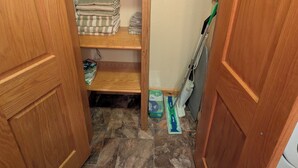 Unclassified image, 3 of 24, button - Golf, Relax, Repeat – Cabin Close to the Golf Course & Downtown EVL (Great Valley)