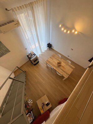 Interior - APARTMENT ON 2 LEVELS (Catania)