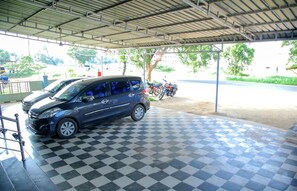 Ubetjent parkering (inkludert)