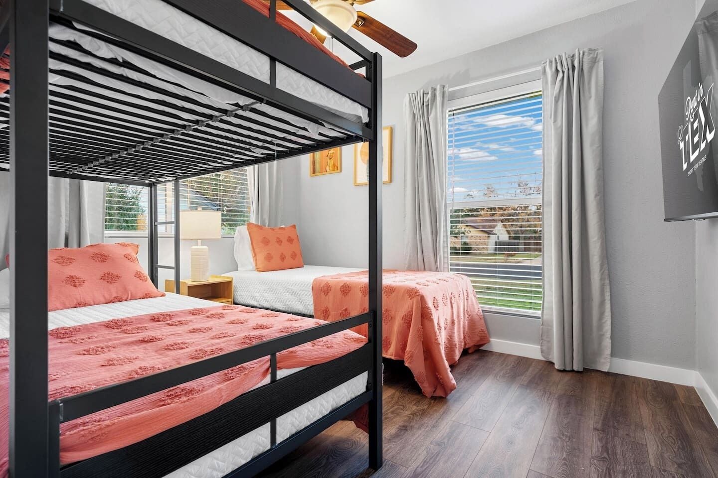 Desk, iron/ironing board, travel cot, WiFi