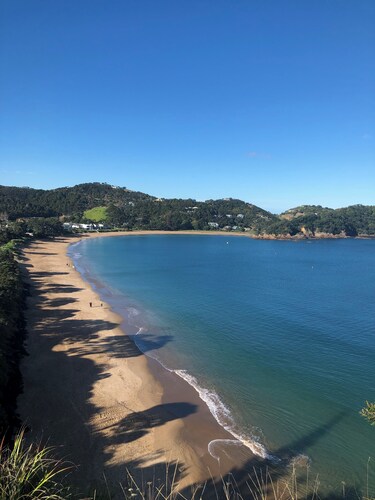 Peace and tranquility in the countryside while only 15 mins to the beach or city