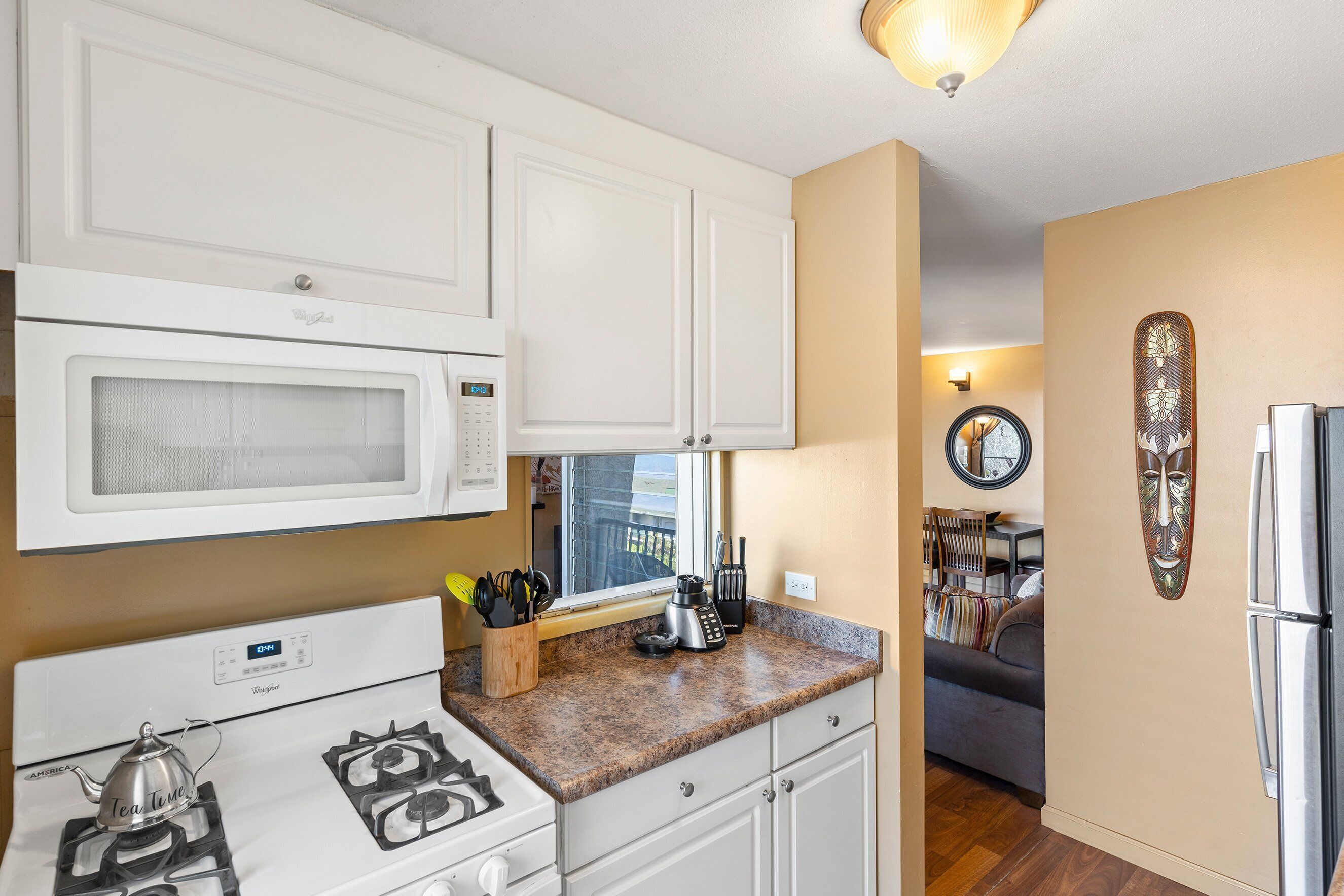 Condo, 1 King Bed with Sofa bed, Lanai, Pool View (Kalama Terrace P-307) | Private kitchen | Coffee/tea maker