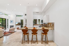 Interior - Hidden Paradise w/Two Private Suites TOT# 038530 (Palm Springs)