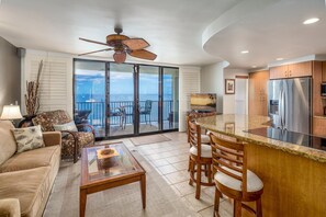 Condo, 1 giường cỡ king, lanai, quang cảnh biển (Kihei Beach Condominiums 606) | Nội thất