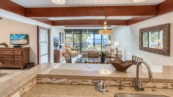 Condo, Multiple Beds, Lanai, Ocean View (Kahana Outrigger 4B1) | Interior