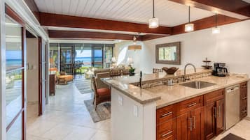 Condo, Multiple Beds, Lanai, Ocean View (Kahana Outrigger 4B1) | Interior
