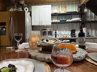 Chateau Bourbon – Luxury Whiskey Lounge Retreat