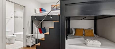 3 sovrum, strykjärn/strykbräda, gratis wi-fi och sängkläder