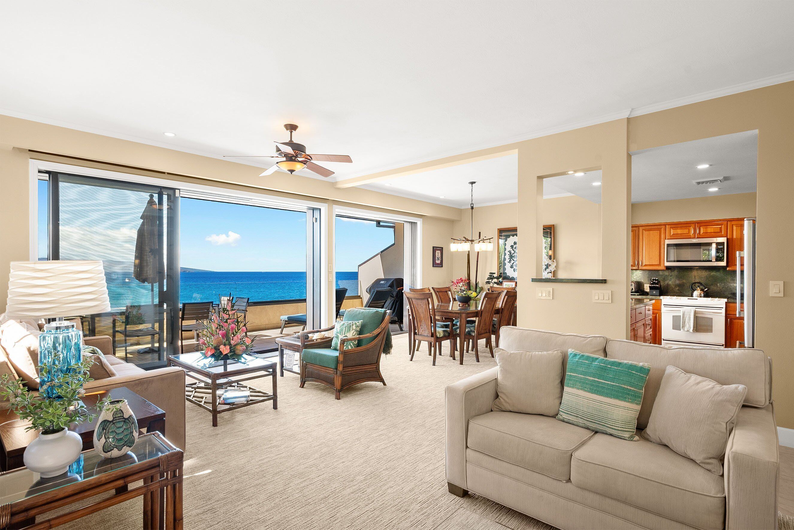 公寓式客房, 多张床, 外廊, 海洋景观 (Makena Surf G-201) | 起居区