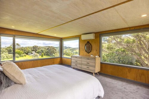 Lookout Landing by Waiheke Pure