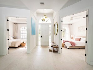 6 多间卧室、熨斗/熨衣板、免费 WiFi、床单