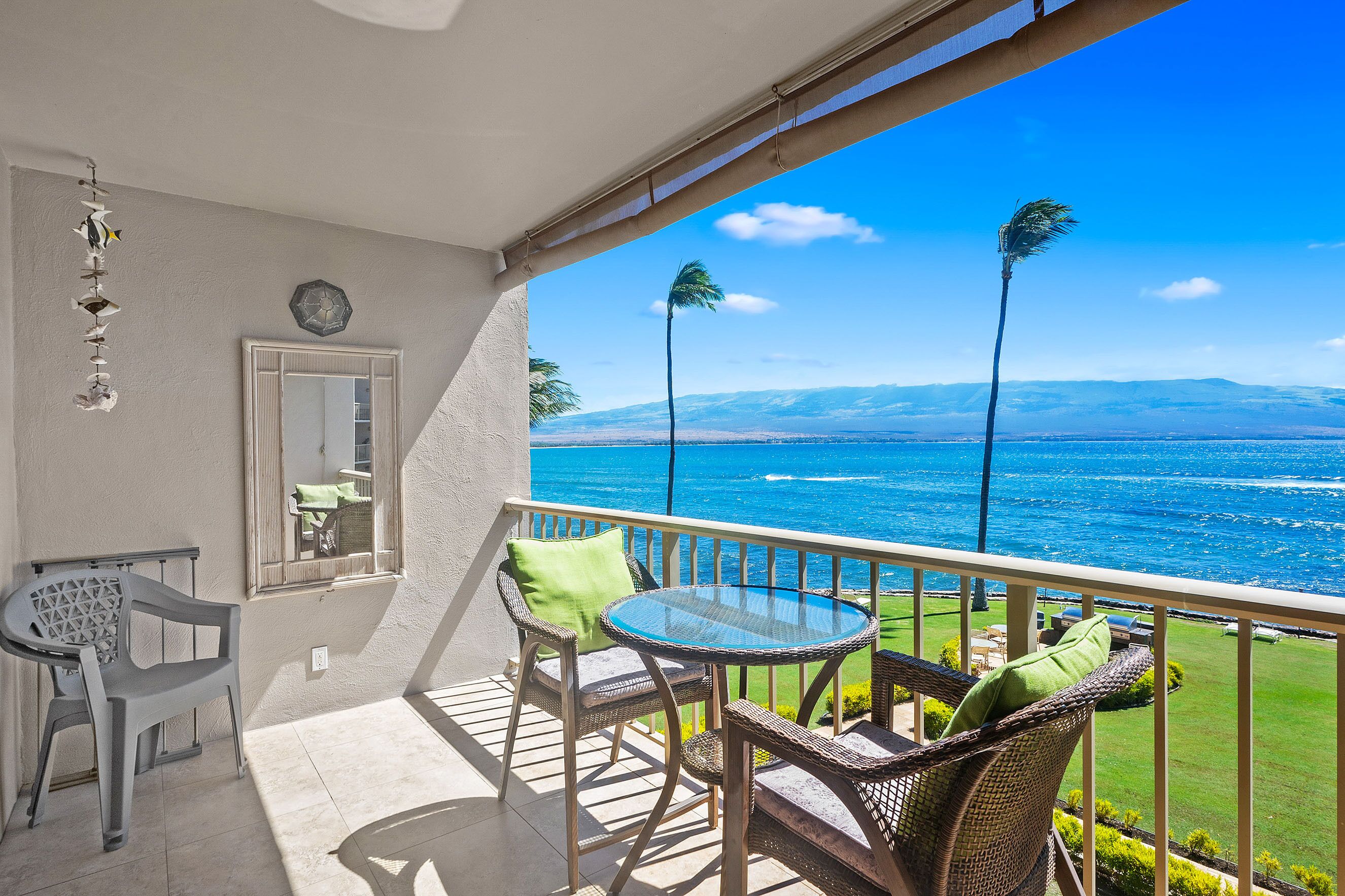 Leilighet, 1 queensize-seng med sovesofa, lanai, havutsikt (Maalaea Kai 311) | Terrasse/patio