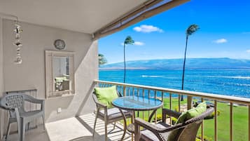 Condo, 1 Queen Bed with Sofa bed, Lanai, Ocean View (Maalaea Kai 311) | Terrace/patio