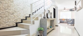 ¡Beautiful Home at La Herradura! 9 guests + Wifi