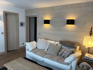 Living area - T2 + cabin sleeps 4 - Park balcony (Megève)