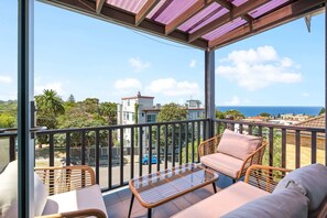 Property grounds - Bright 2-Bed Apartment in Coogee (Coogee)