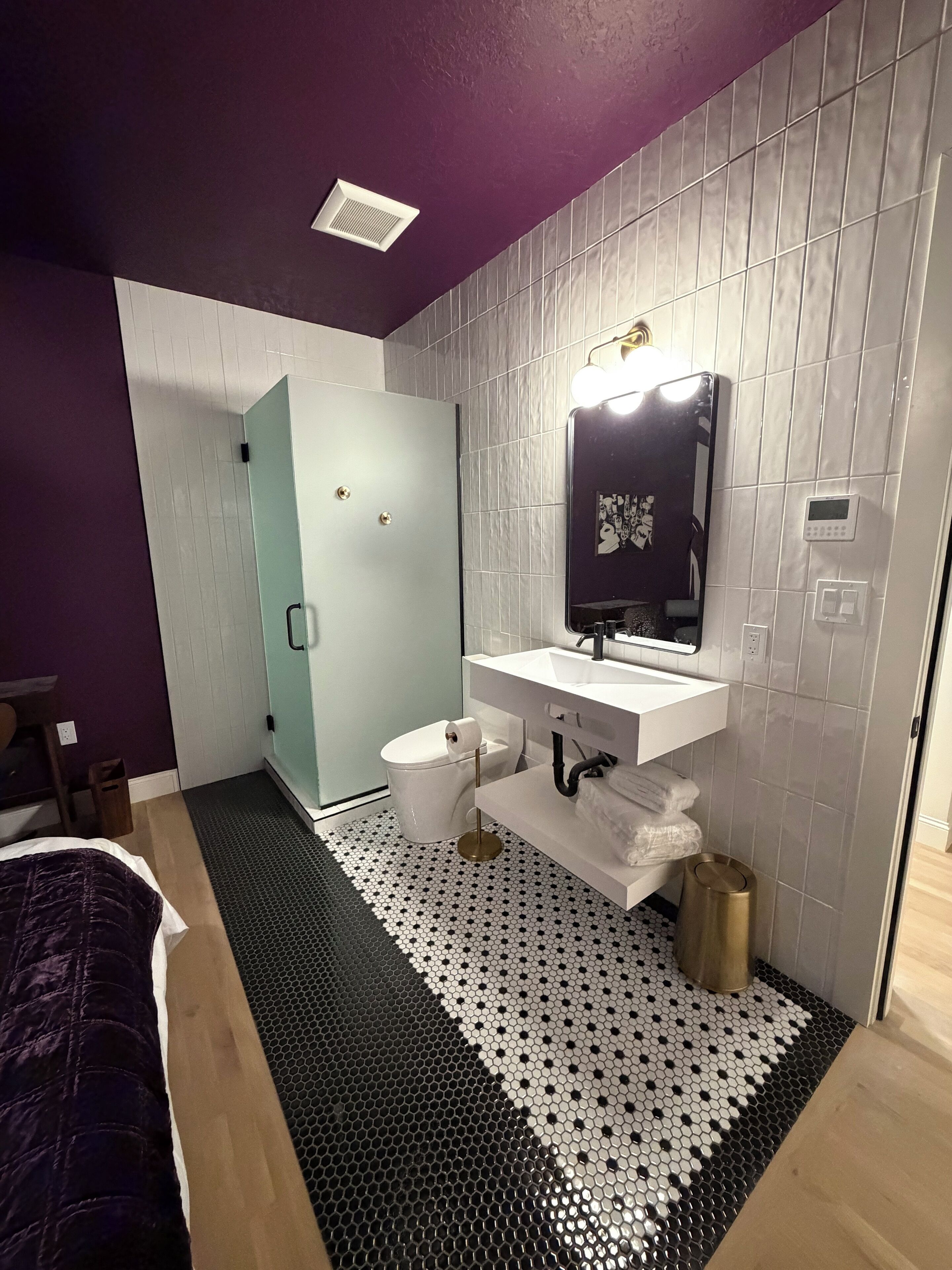 Shower, towels, soap, shampoo