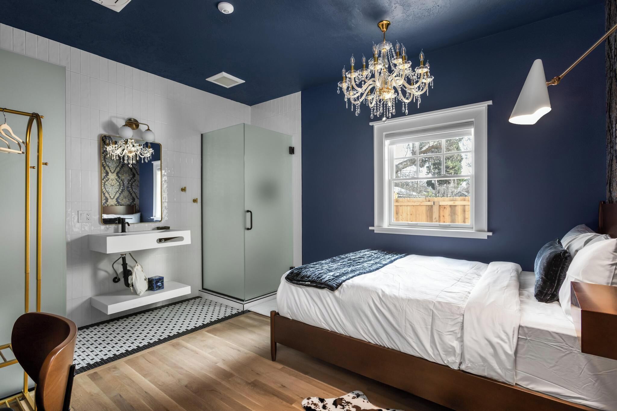 Egyptian cotton sheets, premium bedding, down comforters