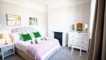 3 bedrooms, iron/ironing board, travel cot, free WiFi