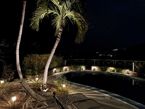 St Somewhere - Escape to Paradise: Breathtaking Buck Island View & Private Pool
