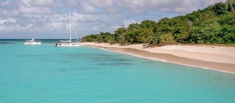 St Somewhere - Escape to Paradise: Breathtaking Buck Island View & Private Pool