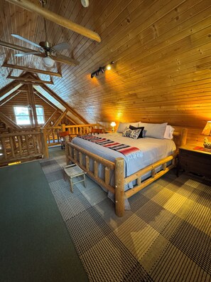 3 bedrooms, iron/ironing board, travel crib, free WiFi