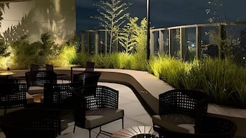 Comfort Apartment | Outdoor dining