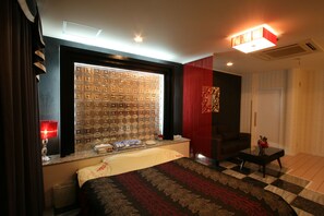 Double Room | Soundproofing, free WiFi - Hotel Festa Qugiella - Adults Only (Okayama)