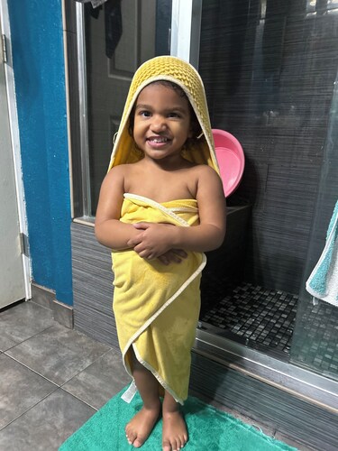 3-bedroom mas in delightful Hayward with cool AC and space to relax