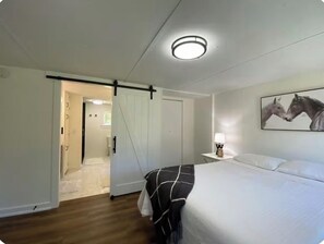 3 bedrooms, iron/ironing board, free WiFi, bed sheets - Lovely, quiet and peaceful home located in the country (Wagener)