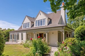Exterior - The Garden Haven in Fendalton (Christchurch)