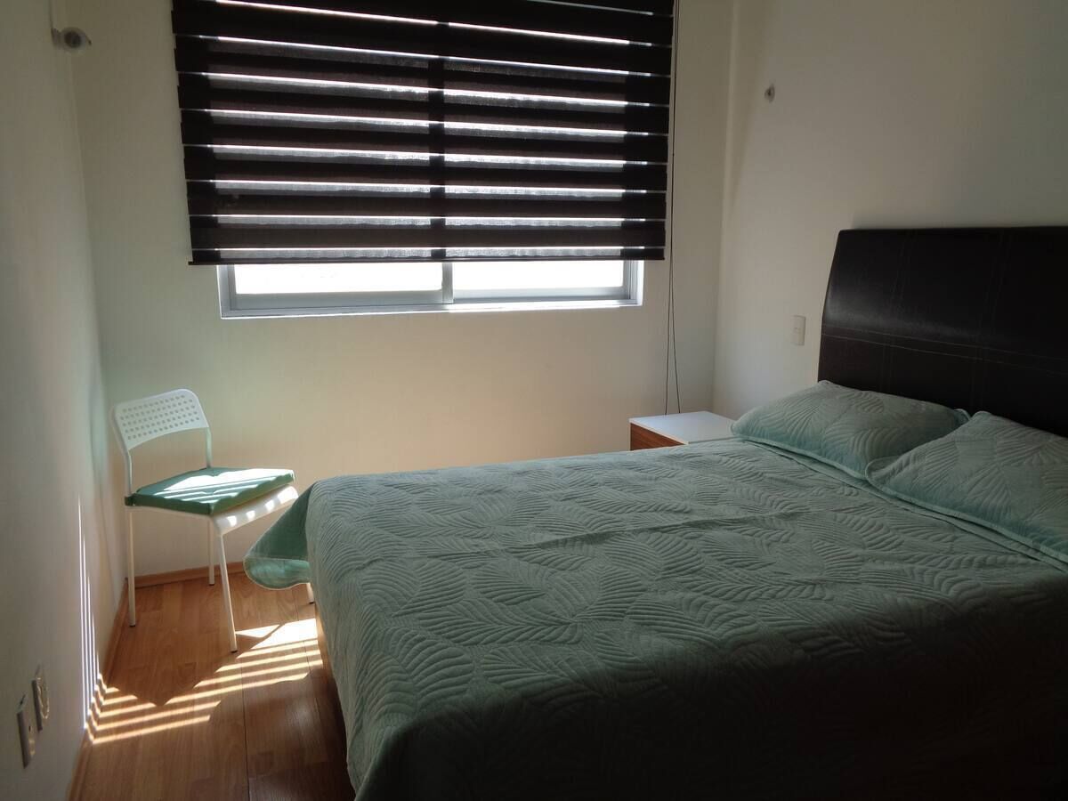 3 habitaciones, escritorio, wifi gratis y ropa de cama 