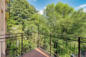 Property grounds - Enjoyable condo with AC close by to the shore.FREE-Parking/Fast internet,Laundry (Como)