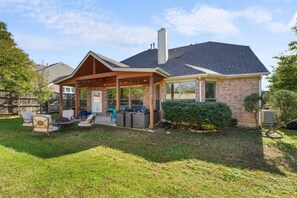 Property grounds - Big Cozy Dream w/ Hot Tub, Pool Table & Arcades (Murphy)