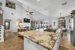 Interior - Big Cozy Dream w/ Hot Tub, Pool Table & Arcades (Murphy)