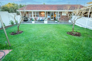 Terrace/patio - 5 min to the beach! Family-friendly 3-bedroom house (Halls Head)