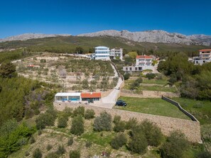 Exterior - Schöne Steinvilla Divino mit Pool und Ausblick by Interhome (Split/Žrnovnica)