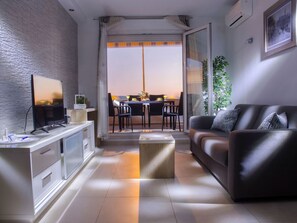 Living area - Wohnung in Žnjan by Interhome (Dragovode)