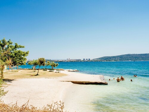 Haus in Kastel Sucurac mit Garten und BBQ by Interhome