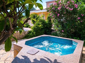 Bubbelpool utomhus