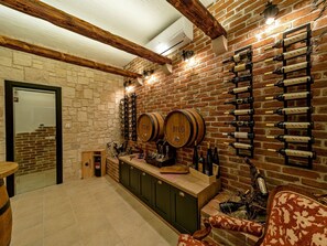 Interior - Luxuriöse Villa mit Innenpool by Interhome (Marina)