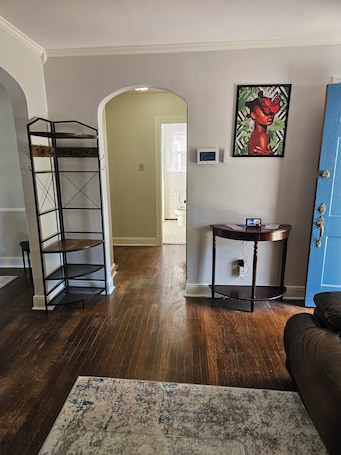 Interior. 3-bedroom house. Minutes away from major hospitals. Close to RIR, VCU, VUU, VSU.