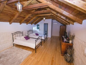 Internet - Villa mit beheiztem Pool by Interhome (Primorski Dolac)